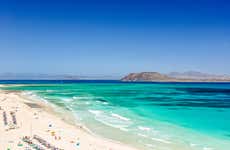 Ferry a isla de Lobos + Snorkel desde Corralejo